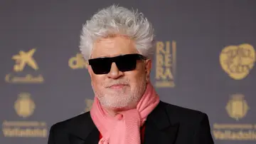 El director Pedro Almodovar en la alfombra roja de los Premios Goya