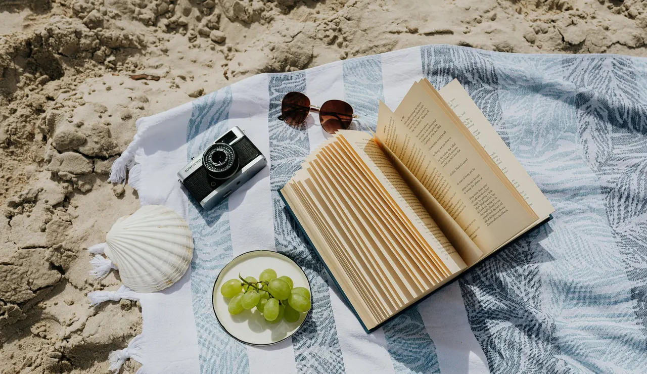 Libro en la playa