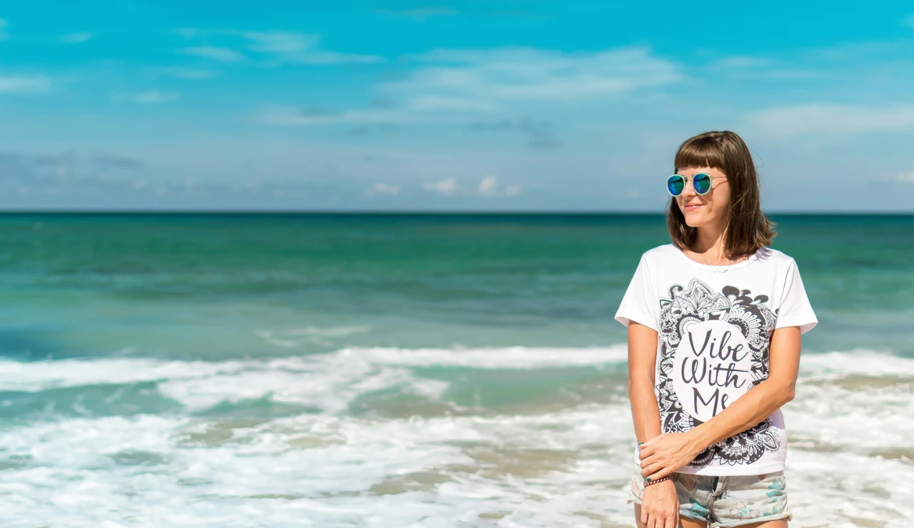 Mujer en la playa