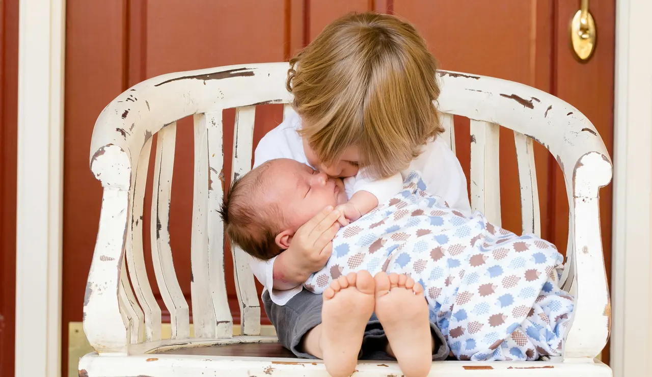 Una pareja de hermanos